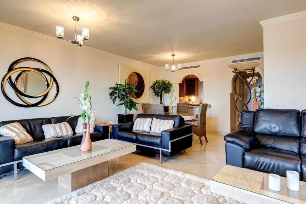 Frontline Beach Apartment - Sinfonia Del Mar Estepona Exterior foto